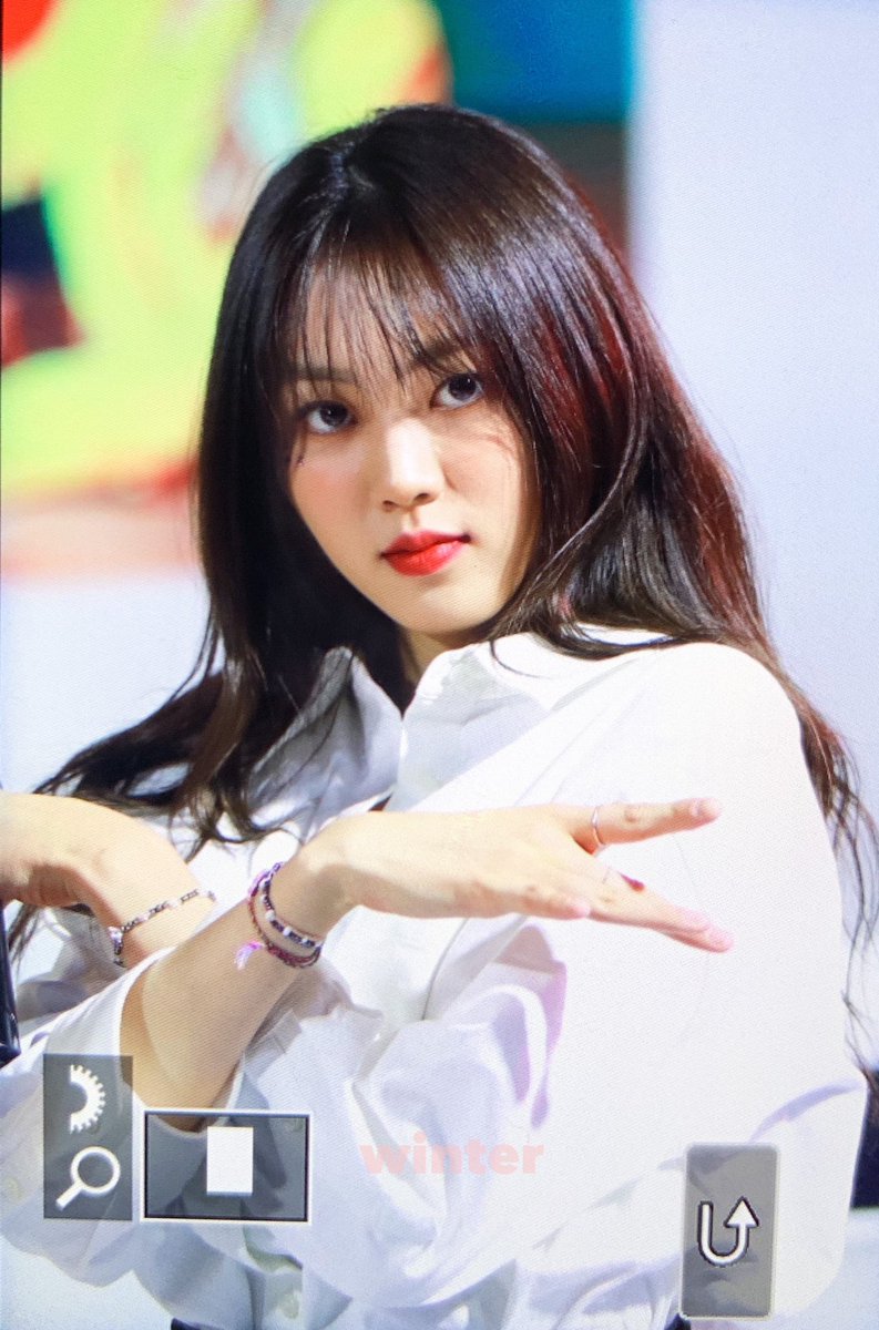 winter000106's tweet photo. 191005 프리뷰

은빈이봤다ㅠㅠㅠㅠㅠㅠㅠㅠㅠㅠㅠㅠㅠ
ㅠㅠㅠㅠㅠㅠㅠㅠㅠㅠㅠㅠㅠㅠㅠㅠ
ㅠㅠㅠㅠㅠㅠㅠ
ㅠㅠㅠㅠㅠㅠㅠㅠㅠㅠㅠㅠ
ㅠㅠㅠㅠㅠㅠㅠㅠㅠ

#CLC #은빈 #권은빈 #씨엘씨
@CUBECLC https://t.co/YenrBG8VmB