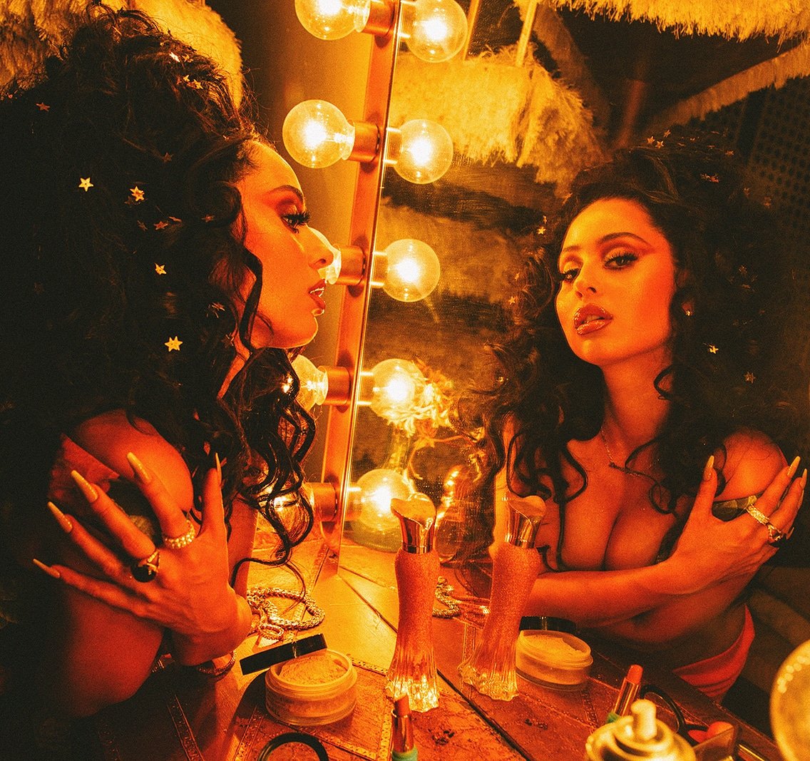 Galore (@thegaloremag) on Twitter photo Starlet <a href="/AlexaDemie/">alexa demie</a> is a bonafide star ๐๐๐๐๐๐๐๐๐๐
See more from our cover shoot at galoremag.com #Alexademie #EuphoriaHBO #maddyperez Starlet <a href="/AlexaDemie/">alexa demie</a> is a bonafide star ๐๐๐๐๐๐๐๐๐๐
See more from our cover shoot at galoremag.com #Alexademie #EuphoriaHBO #maddyperez