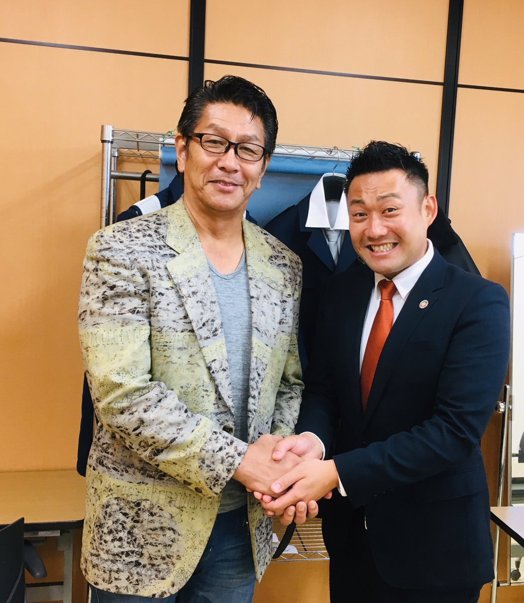 長谷川 功一 ビジネス雑誌アンカーさんの取材で このお方に インタビューを受けました 笑 警備ログ 世界を1ミリでも変える運動 長谷川 功一 ビジネス雑誌アンカーさんの取材で このお方に インタビューを受けました 笑 警備ログ 世界を1ミリでも変える運動