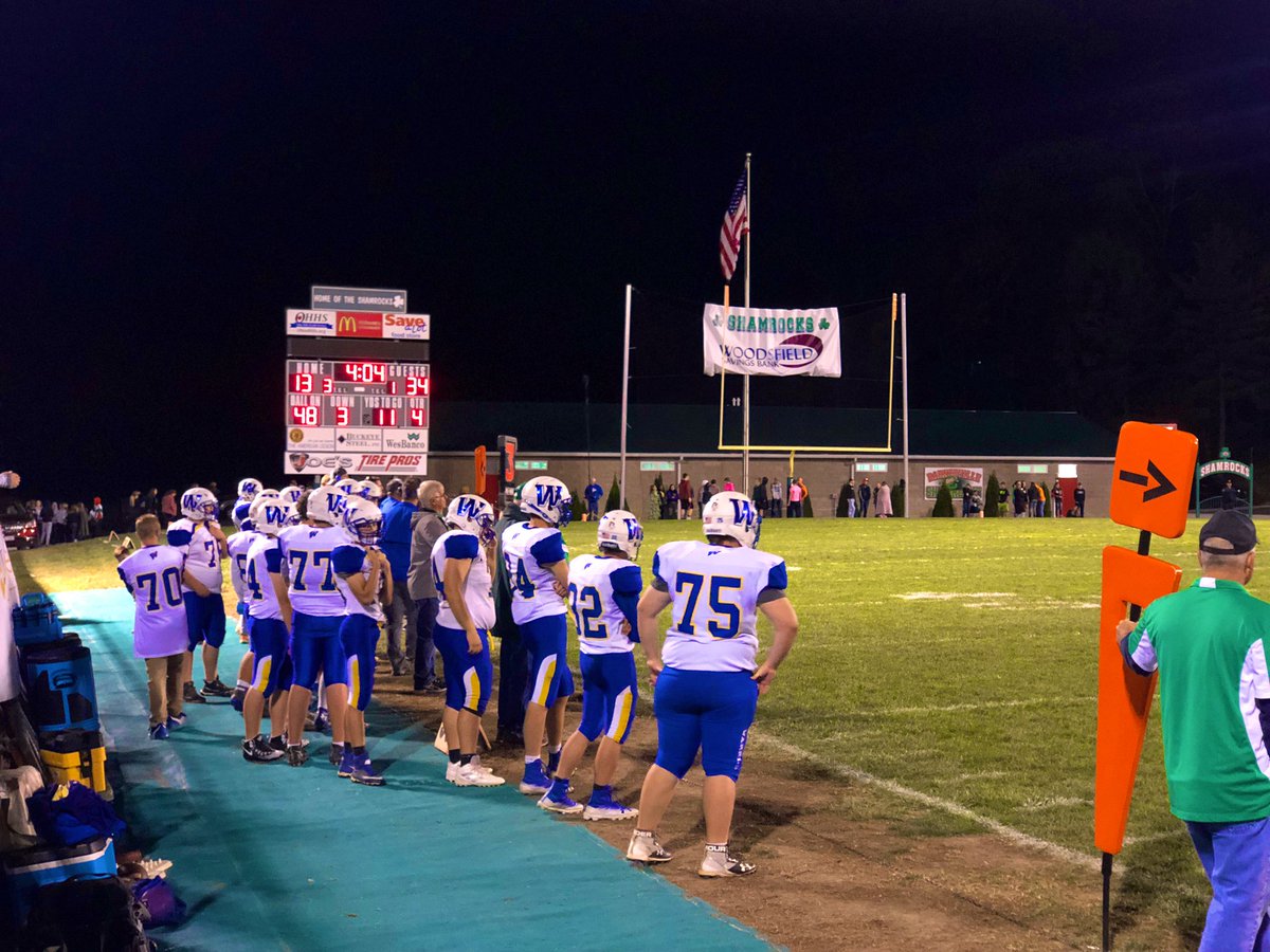 WhsB1ue's tweet image. an AWESOME night for our boys out at @BHSGoRocks ... #ezdub 13-34 😤 #changetheculture @WWarriorFball