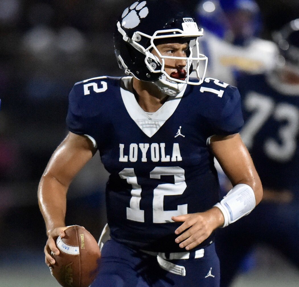 LoyolaFB's tweet photo. FINAL | Loyola 24, Serra 7

CUBS WIN! Loyola opens its tough Mission League schedule with a solid victory at Smith Field!

An INT with 1:06 on the clock seals it as the Cubs hold the Cavs to just one score. #AMDG https://t.co/IUrZJGVdF4