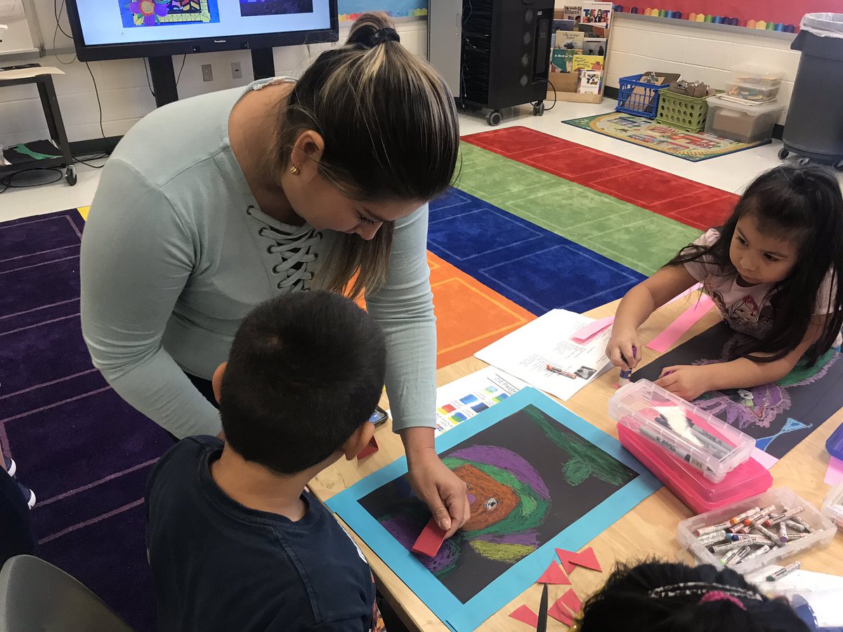 olisanc's tweet photo. It was a great day-long celebration in honor of Hispanic Heritage month. The activities included Art, Music, PE, Library, and Stem.  Thank you to the administration, parents, teachers, staff, and volunteers for your support on this special event!  @RRD_LCPS @LCPSVisualArts https://t.co/c8I0b9L7T5