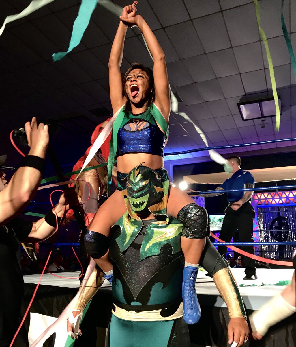 CherrylimeadeW's tweet photo. #KOT19N1 @CHIKARApro https://t.co/HCUZQfejef
