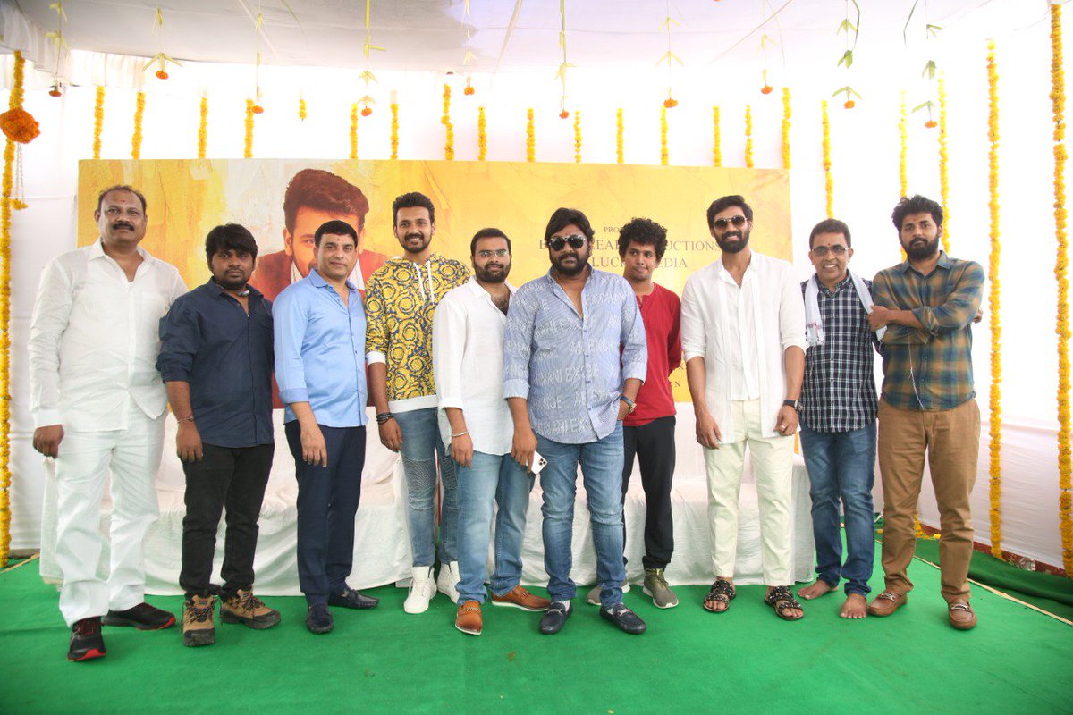 #GaneshBellamkonda Debut Film Launched today in Annapurna Studios 

Clap 🎬 by #DilRaju
First shot direction by VVVinayak
Camera 🎥 switched on by @BSaiSreenivas

#PavanSadineni #VivekAthreya  #LuckyMedia #BetelLeafProductions 
@UrsVamsiShekar