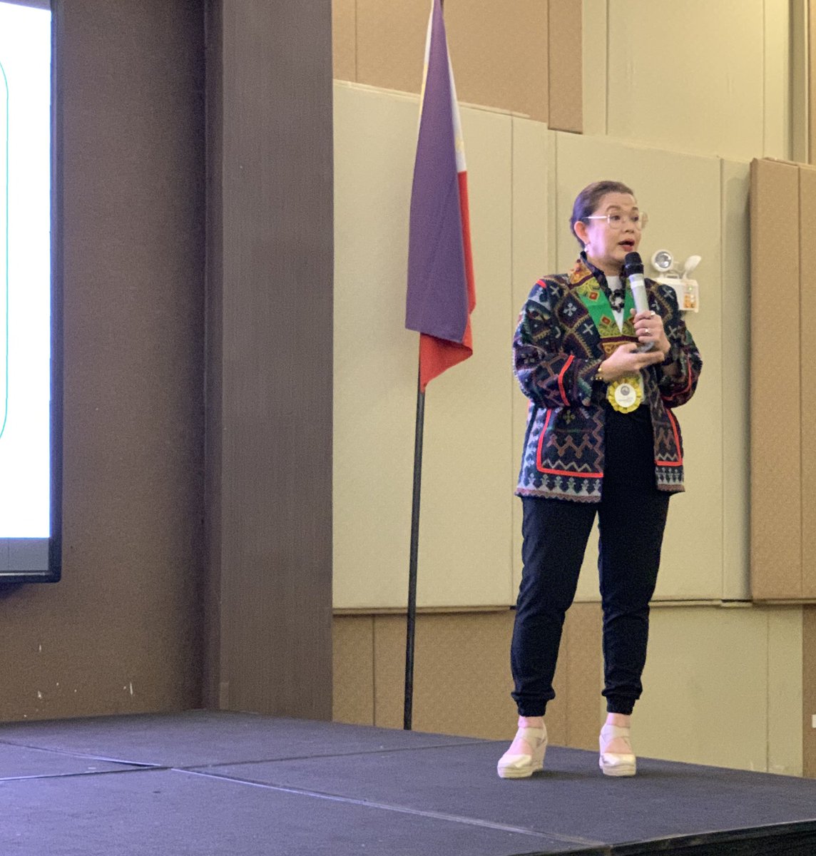 docsarsi's tweet photo. #oneipm #ginhawa2019 https://t.co/gkk7SOb7pJ