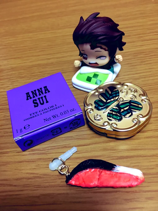 パケの色が炭治郎!!!って勝手な刷り込みで買ってしまったアイカラー?こういう嬉しいものが胸詰まって今日はちょう捗れた〜やっぱり我慢のし過ぎより多少好きに使ってしまう方が健康が進むね。腰は相変わらずだけども? 