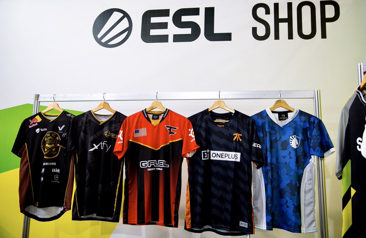 JaapVisserNL's tweet photo. Wanna buy your favorite esports merchandise? It's possible to buy it at @PlayConMt today and tomorrow. #MaltaTechWeek https://t.co/LWc0iQRWNx