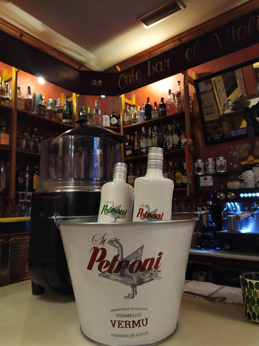 violingetafe's tweet photo. ¡Sábado de #caña + #tapa! 🍻

Y... ¡¡¡Vermu!!! 😋 https://t.co/wwmE5NQFUc