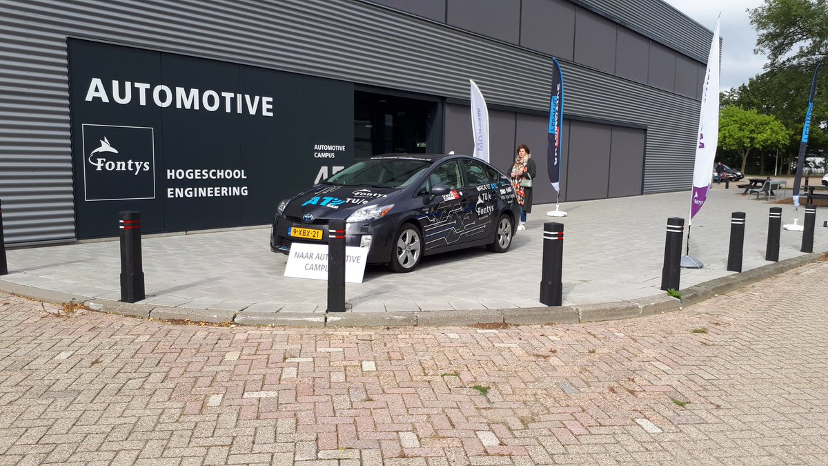 BasGeleijns's tweet photo. @Fontys is er klaar voor! Welkom op   de @AutoCampus_NLD bij het Dutch Automotive Festival. @FH_Engineering https://t.co/NbBIBB221K