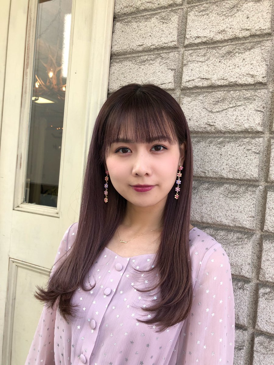 佐藤すみれ Sumire Sato 髪も唇もすみれ色 リップはrimmelの新色使ってみた セミマットでいいかんじ T Co Jltsol5rik Twitter