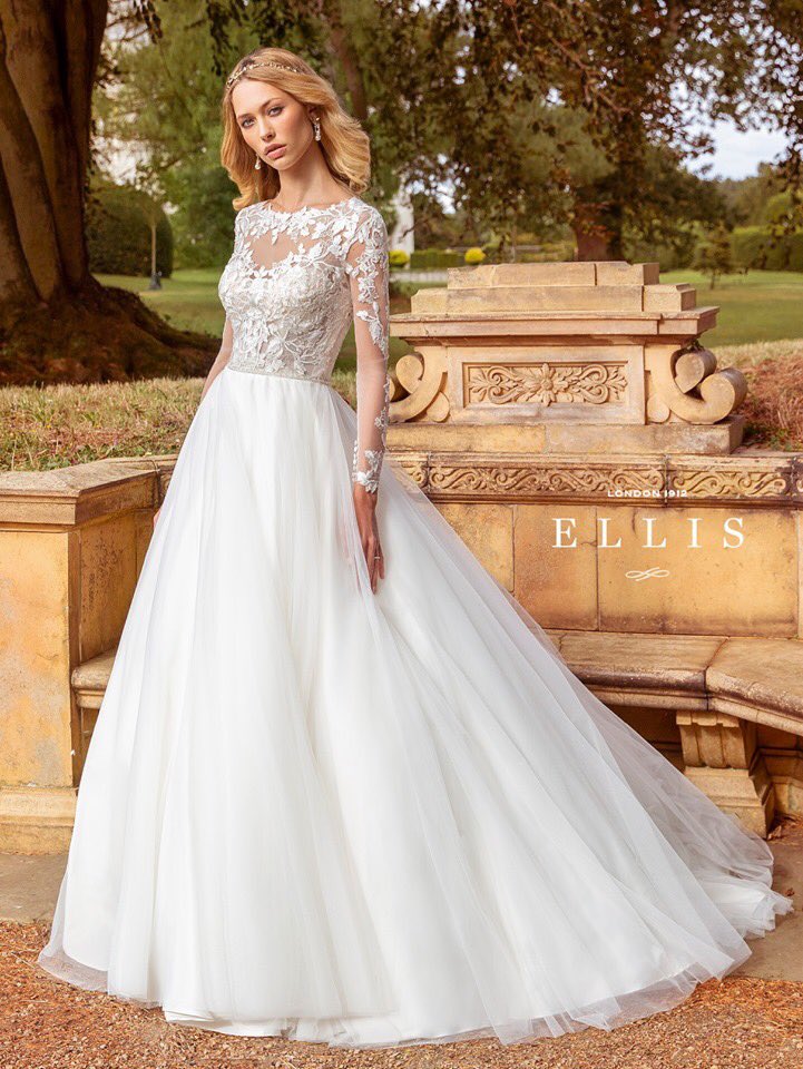 NEW ARRIVAL | GRACE 

We are absolutely in love with this new arrival from <a href="/ellisbridals/">Ellis Bridals</a> ! 'Grace' oozes ethereal glamour.

#ellisbridals #alisonkirkbridal #2020wedding #perthuk #bridetobe #weddingdress #ballgown