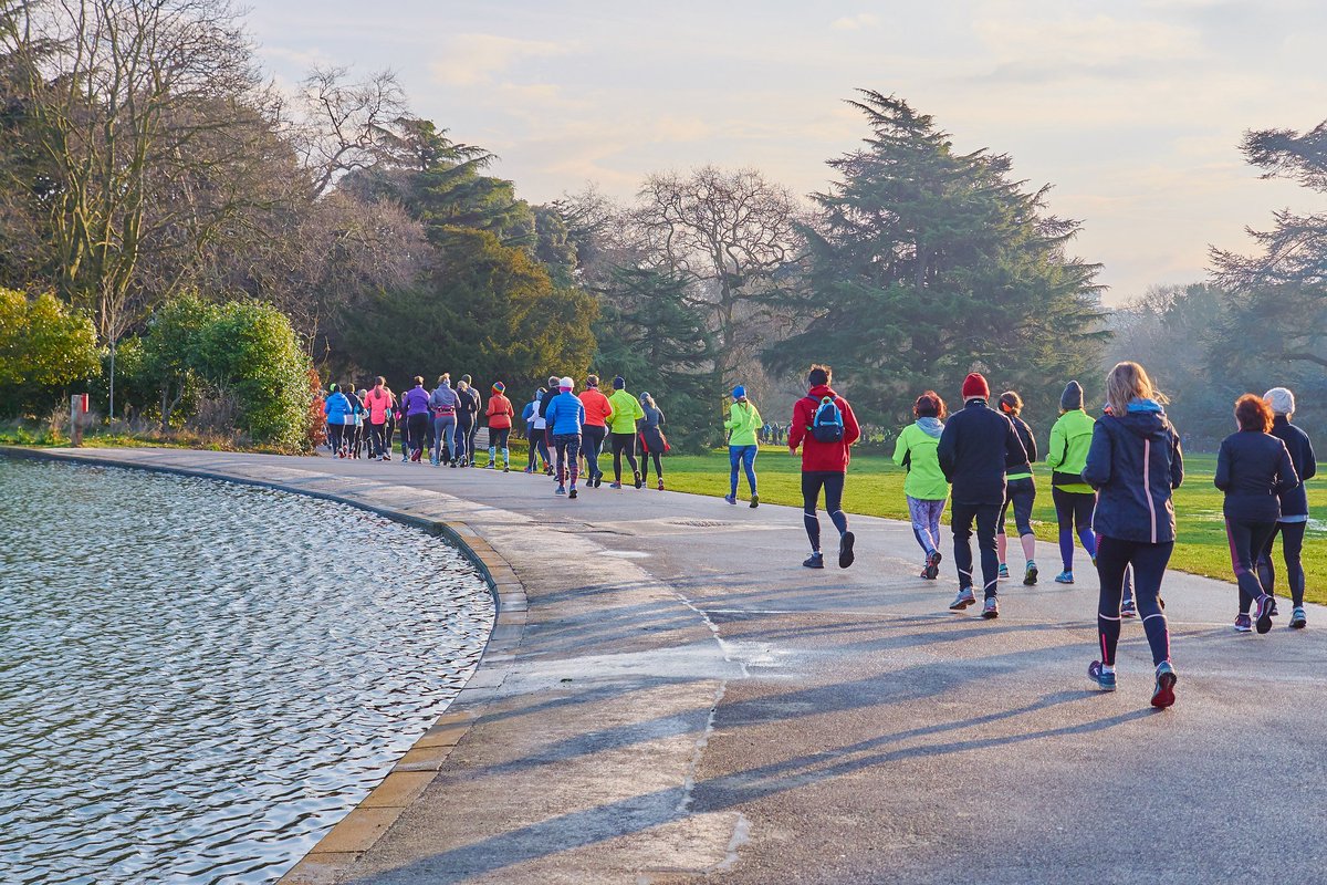 parkrunUK's tweet image. Today we're celebrating 15 years of parkrun! #parkrun15

Across the parkrun world there are now:

2️⃣1️⃣ countries

1️⃣9️⃣9️⃣0️⃣ weekly events

5️⃣1️⃣9️⃣9️⃣6️⃣5️⃣ different volunteers

4️⃣0️⃣5️⃣9️⃣8️⃣7️⃣0️⃣ parkrunners

5️⃣3️⃣8️⃣7️⃣0️⃣5️⃣8️⃣9️⃣ total parkruns completed

🌳 #loveparkrun