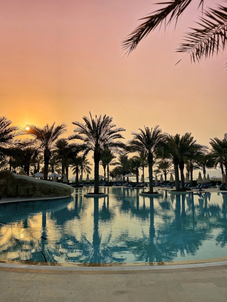 SanamSippy's tweet photo. Sometimes the best vacation is a staycation 💞 #MyDubai https://t.co/HRQNvC1hrE