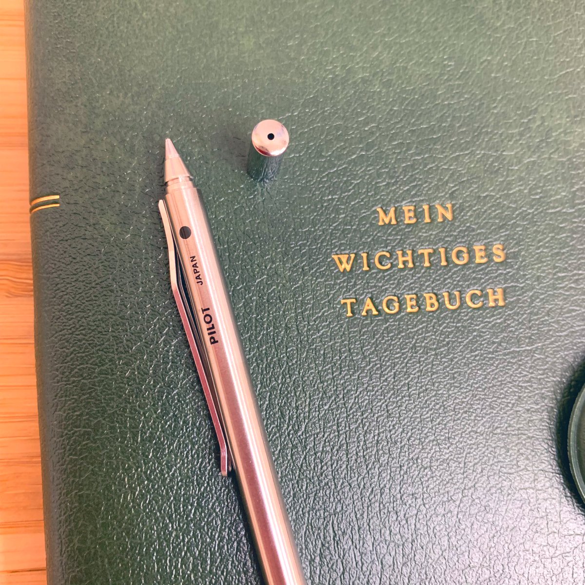 文具と雑貨の店 トナリノ على تويتر Pilot バーディスイッチ入荷しま 文具と雑貨の店 トナリノ على تويتر Pilot バーディスイッチ入荷しま