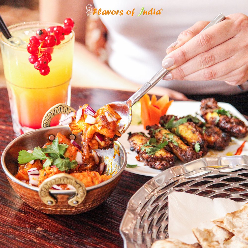 These are a few of our favourite things 🌶 

To reserve a table at either our Hounslow or Paddington branch go to: flavorsofindia.co.uk 📲