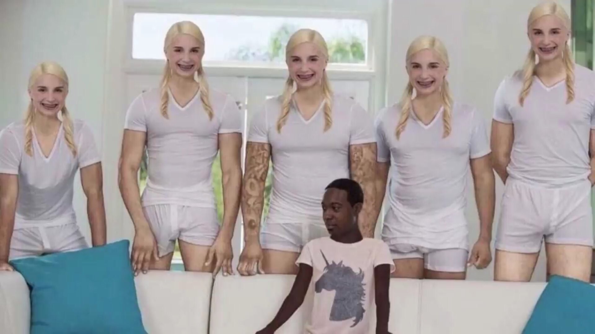 Piper perri surrounded video