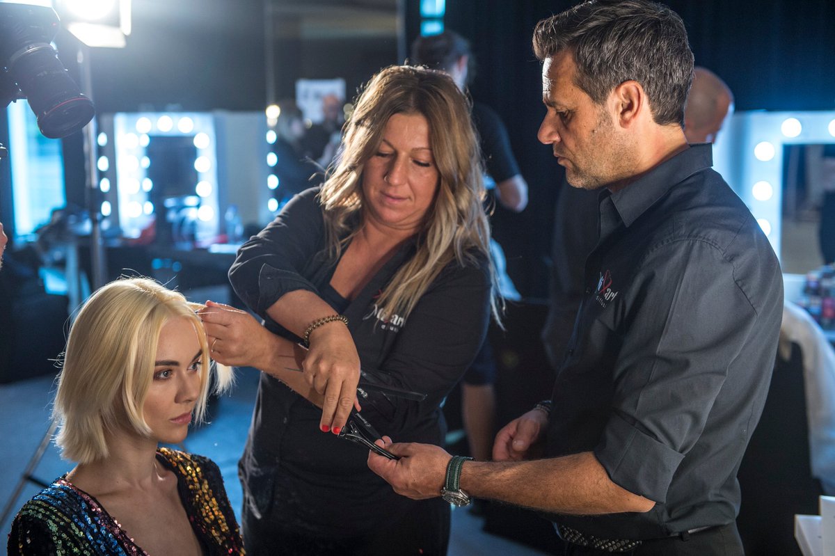 FramesiPK's tweet photo. #Framesi hairstylists in the making. See how Antonio Tufano Concept, Mixart Diffusion, 
@p4f_official
 and 
@HairevolutionG
 got ready for the #FramesiInternationalCongress2019 shows.

#backstage #hairstyle #hairstyling https://t.co/8Tjl13nn69