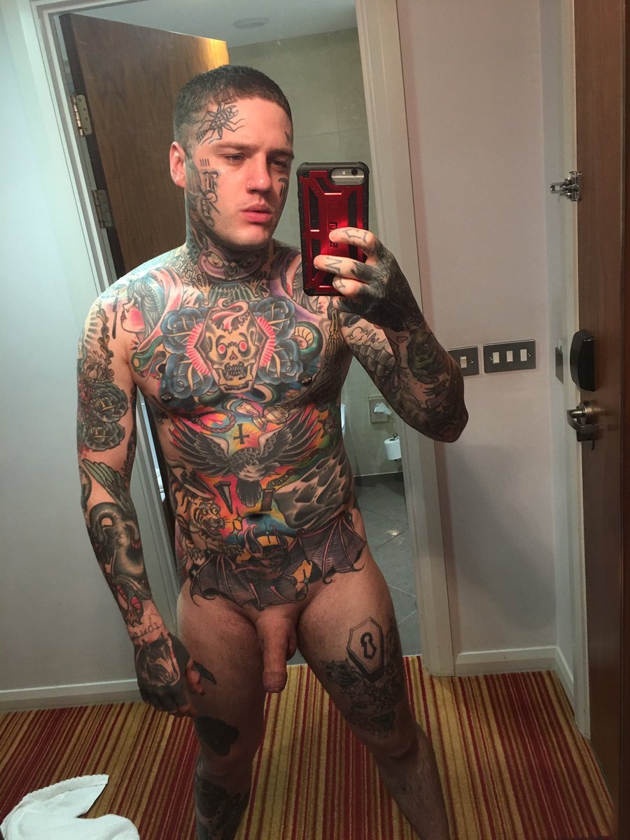 #cock #hunk #bigcock #dick #men #hotmen #hotman #twink #cocky #sexy #beaman #bear #lbgt #hot #unicorn