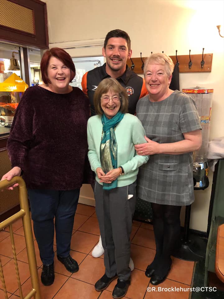 Paulctsc's tweet photo. @chrisclarkson00 @CTSC2 @CTRLFC On behalf of the CTSC can I thank you for your time at the Tigers. Thanks for your support of the CTSC and for attending our race night. We all wish you every success at @YorkKnightsRLFC #tigerfamily #CTSC15 https://t.co/FA2SLxEmuh