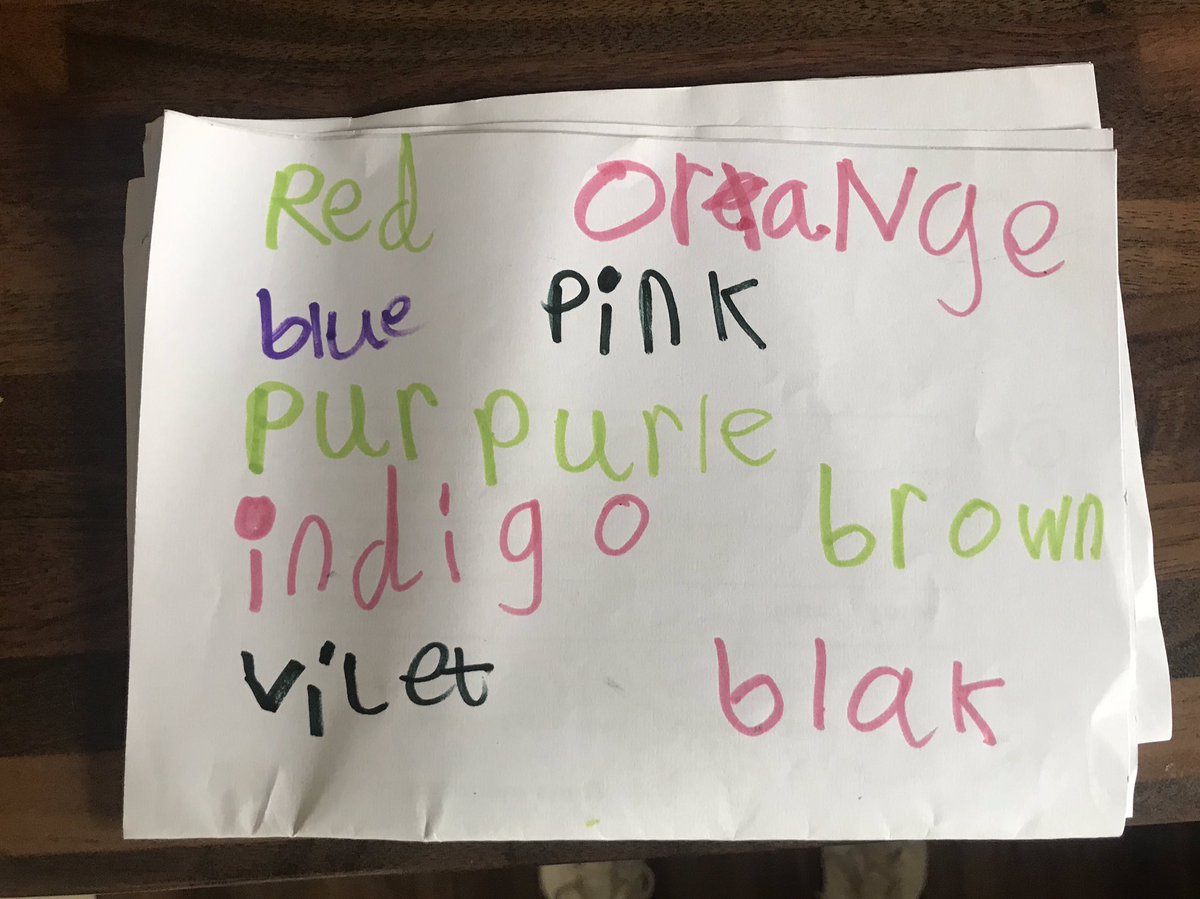 dangerousdave79's tweet image. Bel made her own Stroop effect test 😀