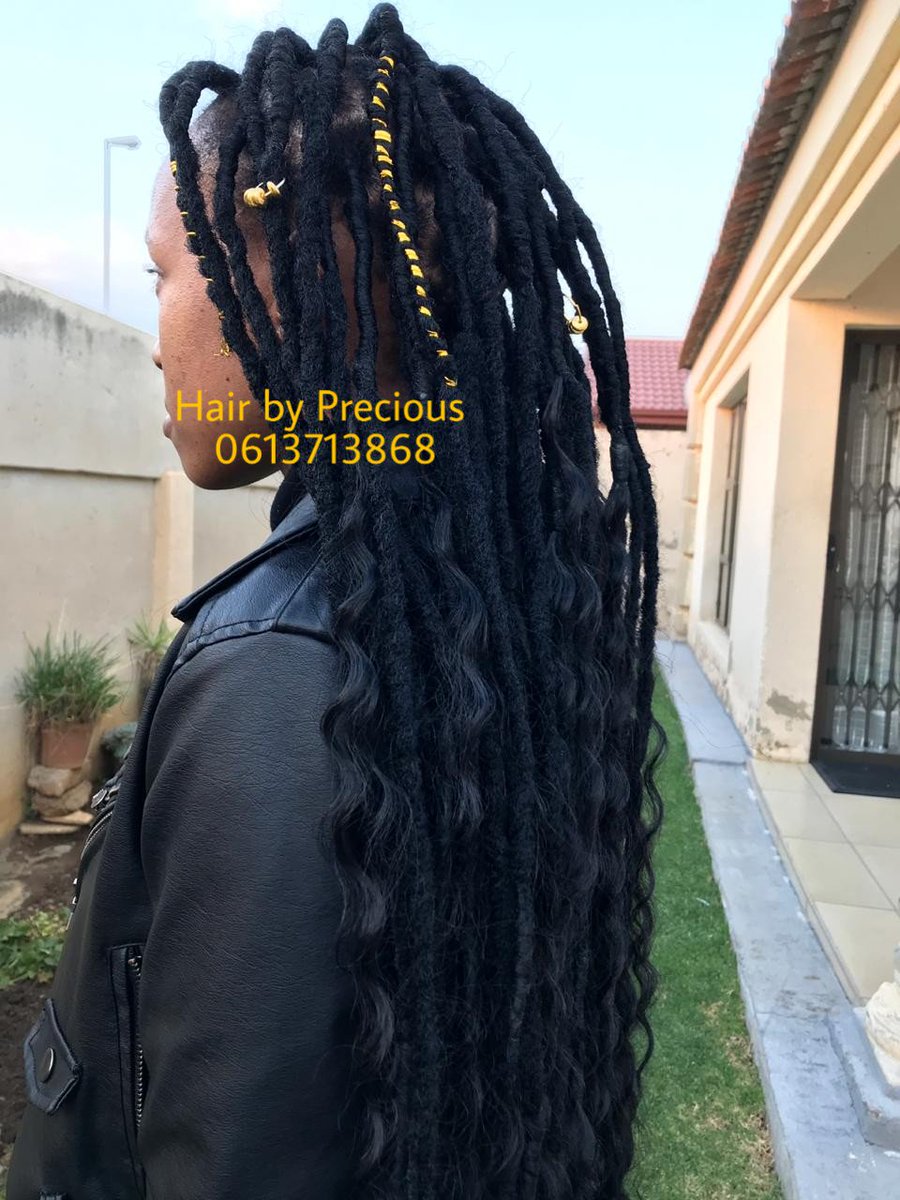PreshTshivhi's tweet photo. Hey JHB south ladies. I'm your hair plug 😊
#Girltalkza hair #GirlsTalkZA #mommytalkza #fauxlocks #GirlBuyZA 
All prices exclude fibre
For further details: 061 371 3868 https://t.co/t98Gb18Mr8