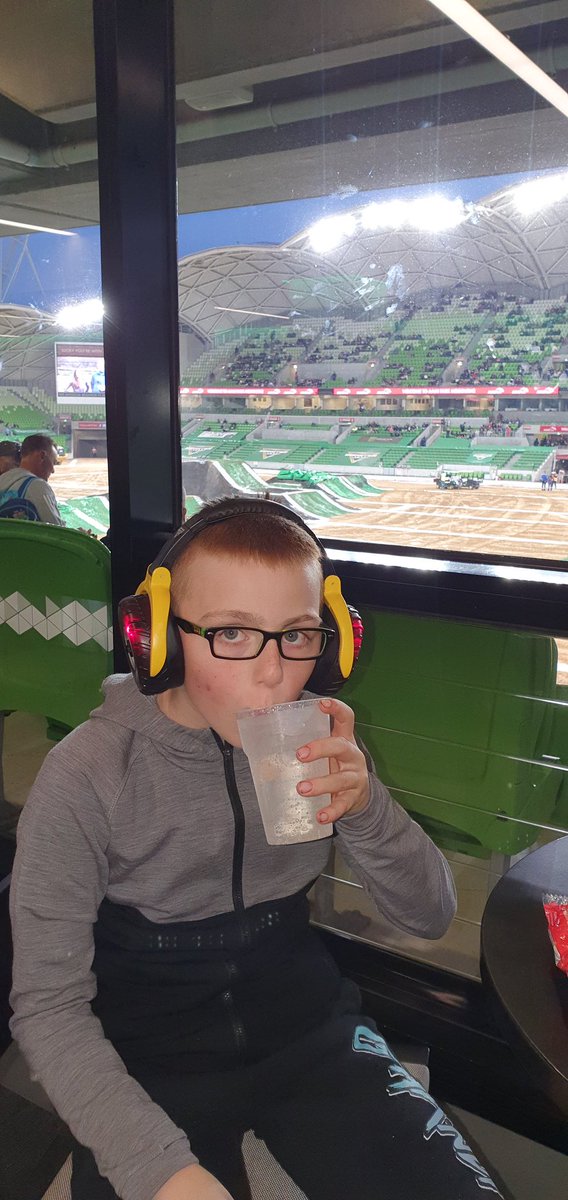 ddb76's tweet image. #monsterjam Fred enjoying the quiet before the noise.