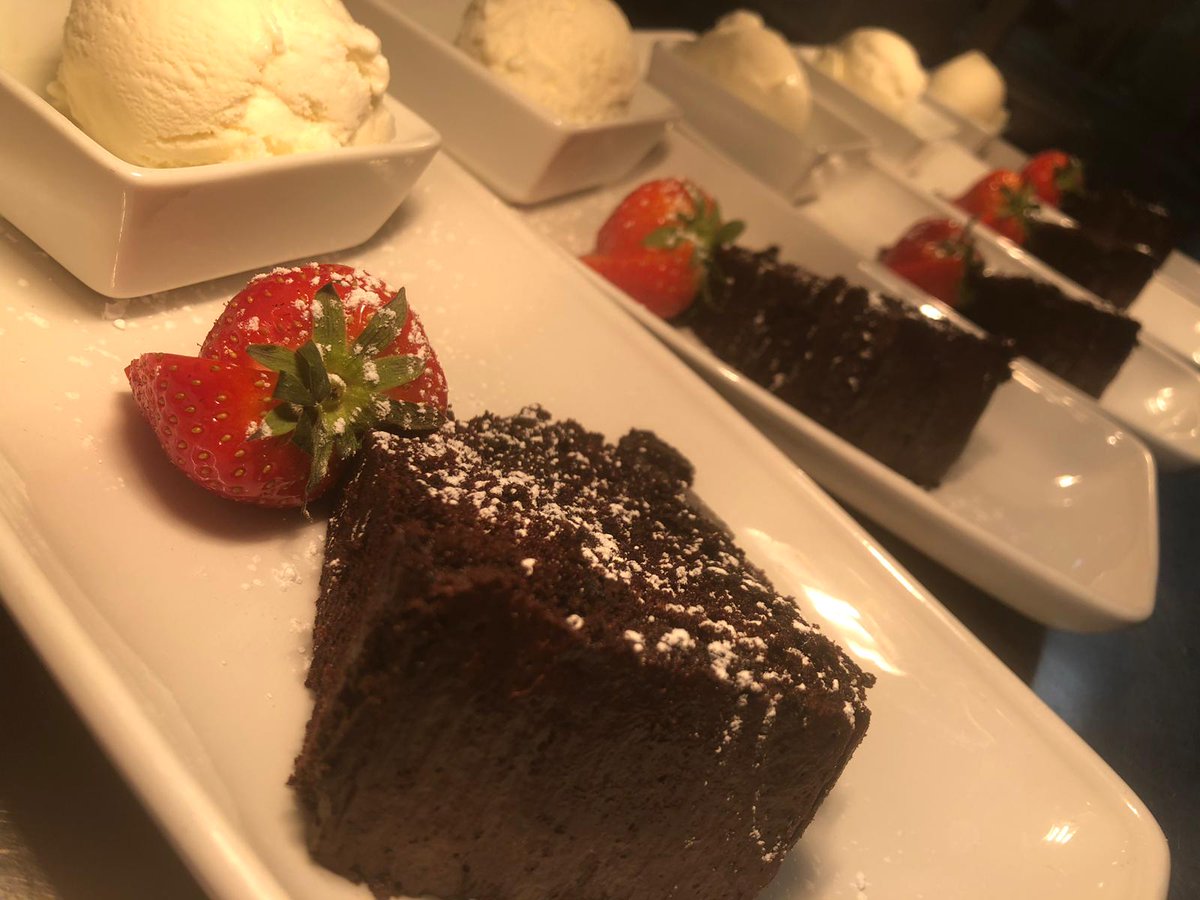HIMaidstone's tweet photo. Just a few snaps of some of the delicious food our team served last night for Kent Golf Club's annual dinner!🏌️ ⛳ 
We hope everyone had a fantastic evening! https://t.co/QSKFyrpXpQ