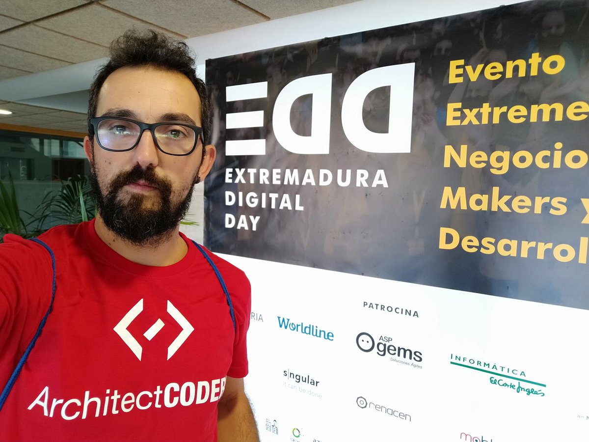 jaimefere's tweet image. Visita express que marchamos a la boda de @Miguel_Sacris #EDD19 #ArchitectCODERS @lime_cl