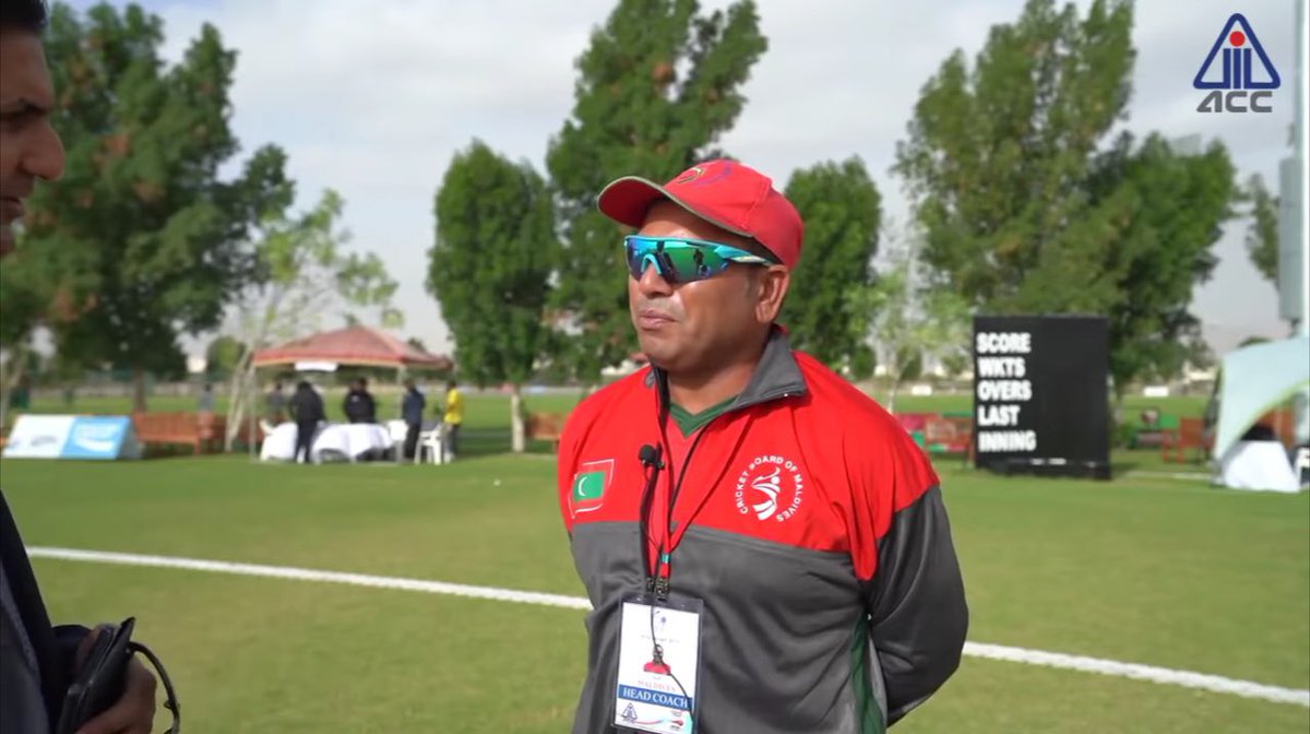 🚨#Breaking: Gaumee Cricket team ge Pakistan coach Asif Khan gaumu dhookoh furan ulhenikoh fuluhun hayyaru kohfi. Mauloomaath libey gothuga Asif Khan hayyaru kohfa vany jinsee goanaa ge massala ehgai.