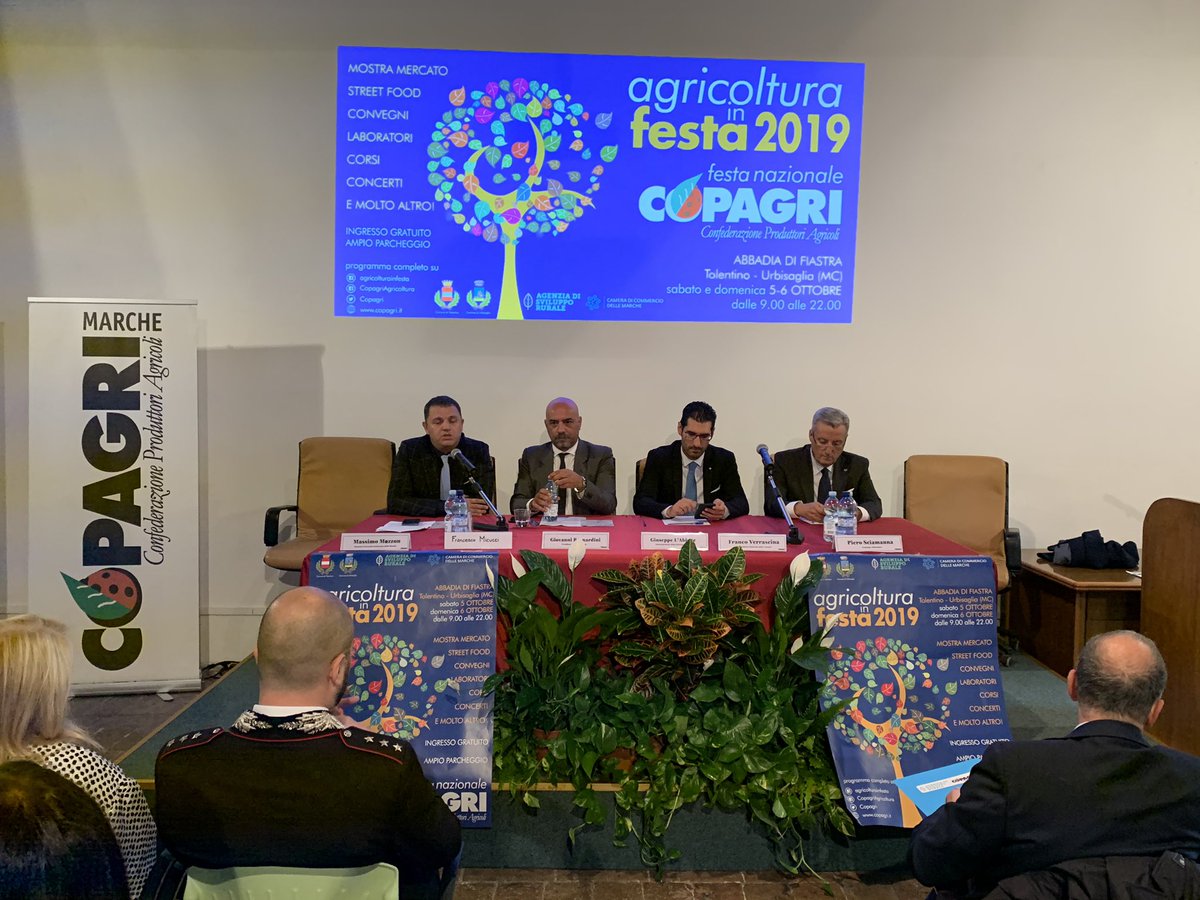 Copagri's tweet photo. #AgricolturaInFesta: convegno su #etichettatura prodotti #agroalimentari apre edizione 2019 iniziativa nazionale #Copagri; intervengono sottosegretario #Labbate, consigliere #Micucci e presidenti #Verrascina e #Bernardini https://t.co/jqFmUWIf0K