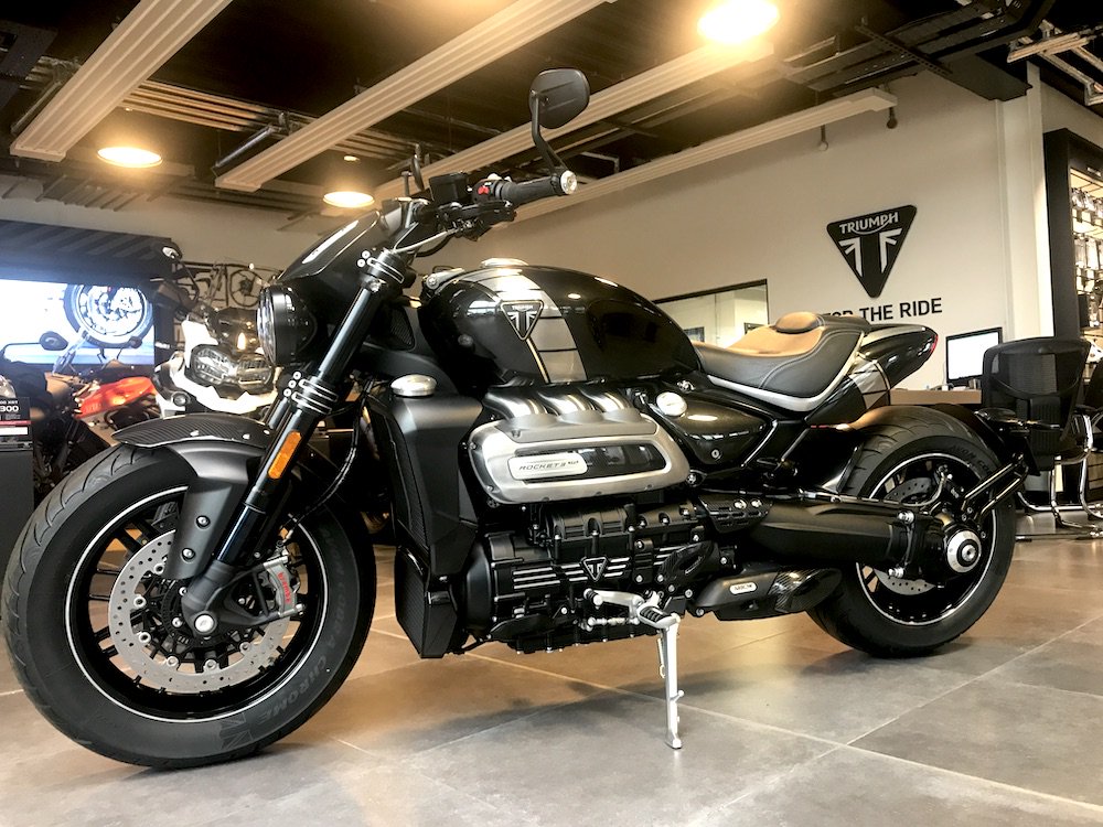 Triumph rocket 3 2020. Triumph rocket 3 2023. триумф рокет 2. Triumph rocket 3 2010. Triumph rocket 3 2020.