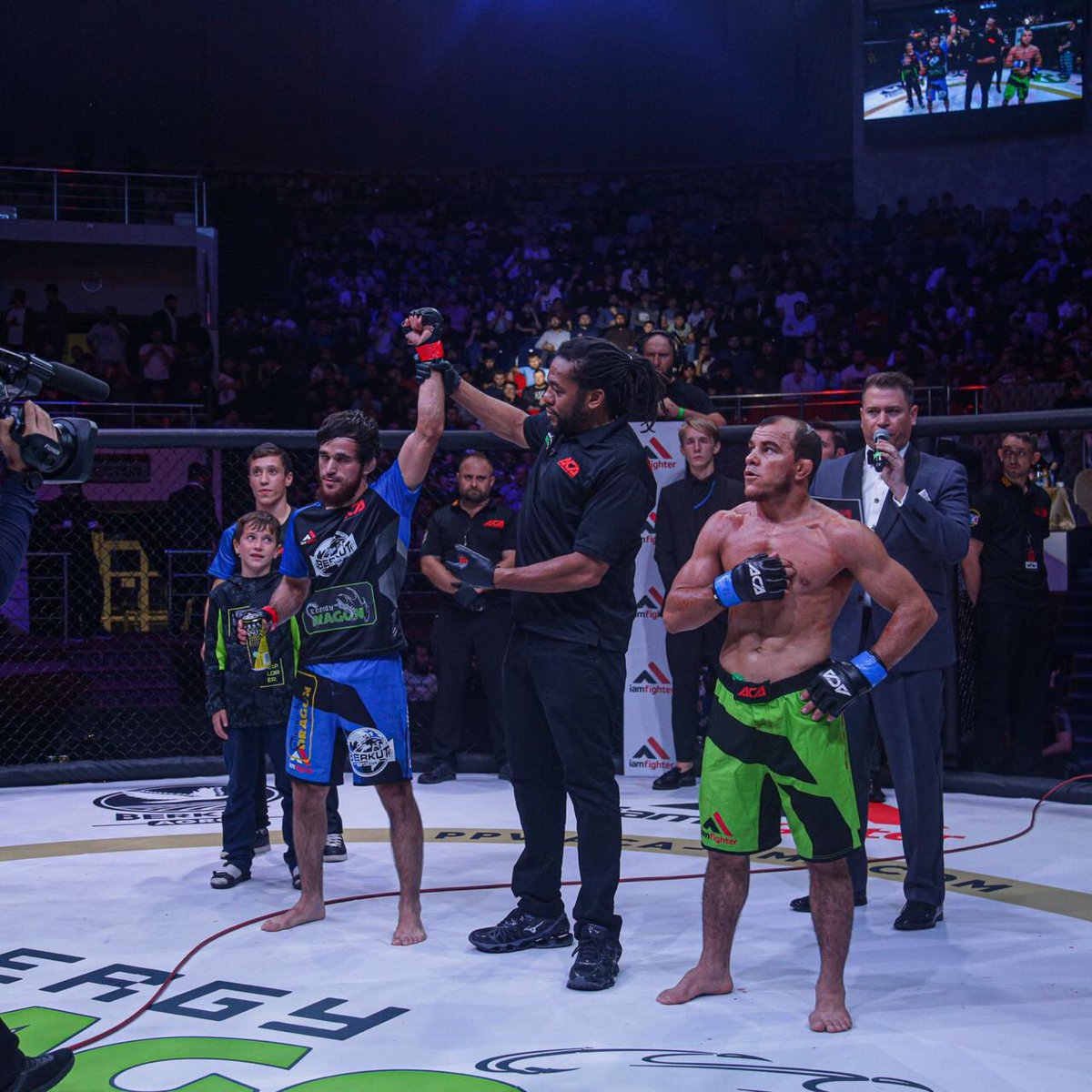 berkut_mma's tweet photo. ⚡️Яркое возвращение Расула Албасханова (9-3) после полугодичного перерыва! 3-я победу к ряду.

❓С кем бы вы хотели увидеть следующий поединок Расула?

#aca #berkut #mma #aca100 #acamma #teamberkut https://t.co/JdkqldGCdJ