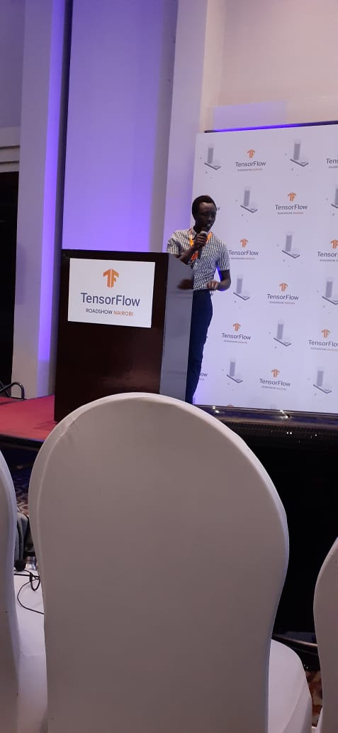 frankline_kihiu's tweet image. At the Nairobi #tensorflowroadshow  
With the @DscMeru Team. 🔥🔥
#TensorFlow