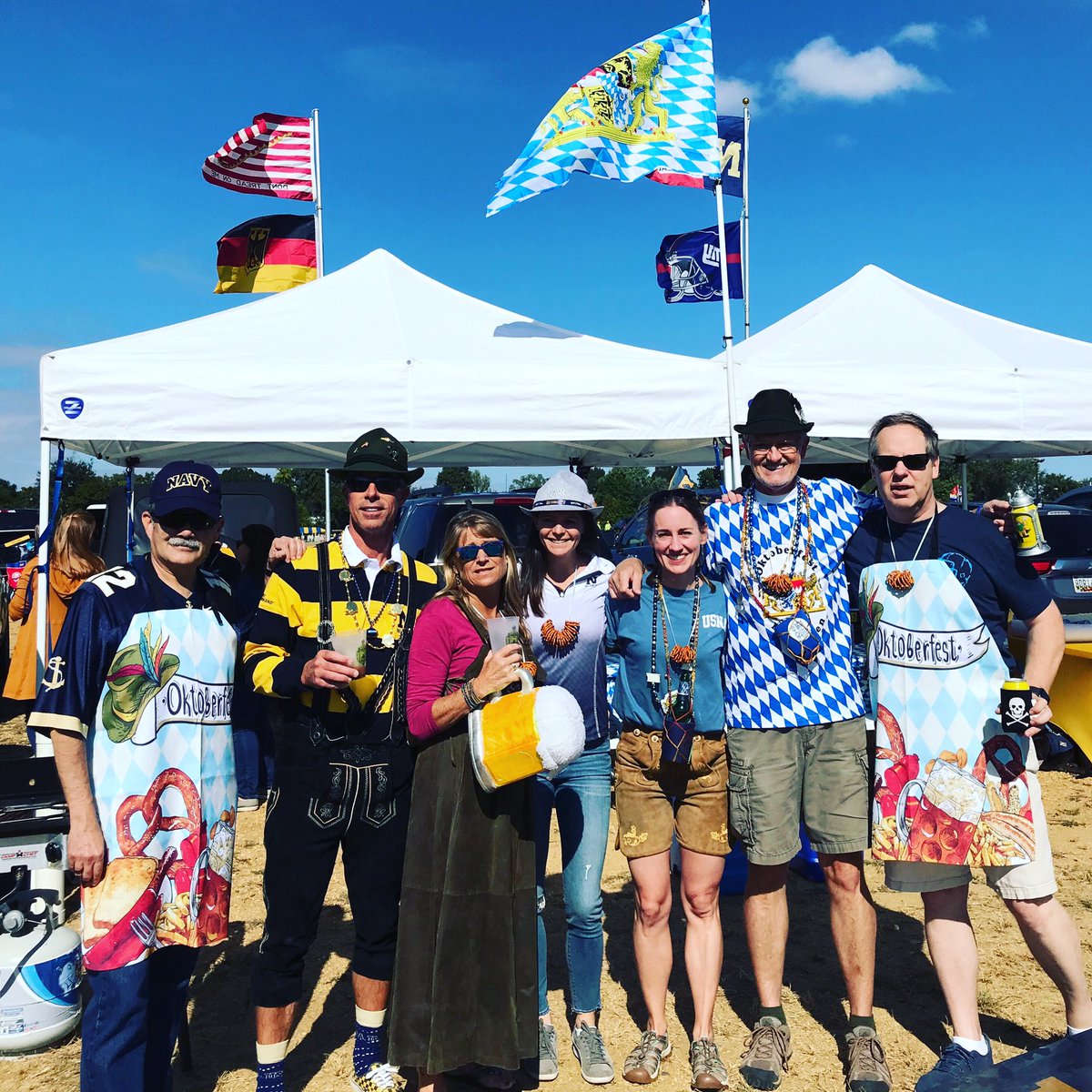 USNATailgate's tweet photo. Go Navy!  Beat Air Force!!!  Oh... and Prost! #raisethesail #navy #navygameday #collegegameday https://t.co/ezJOZCX06L