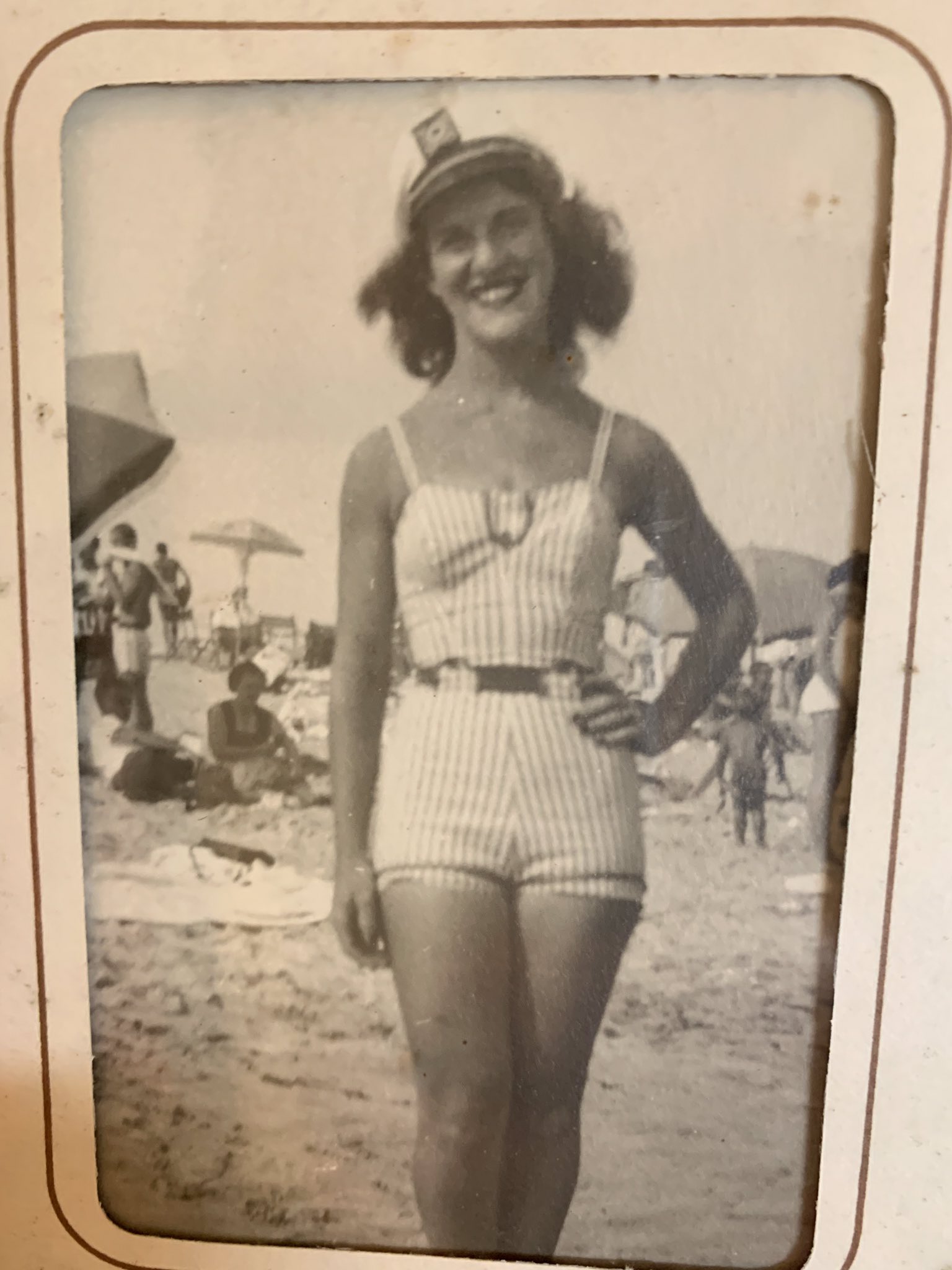 Ruth Buzzi Body Paint