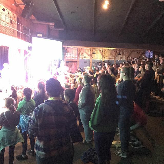 karldpeterson's tweet photo. Worship with 193 students at #FR19 https://t.co/lFhpe1pKZ9 https://t.co/fAcDbnGNHz