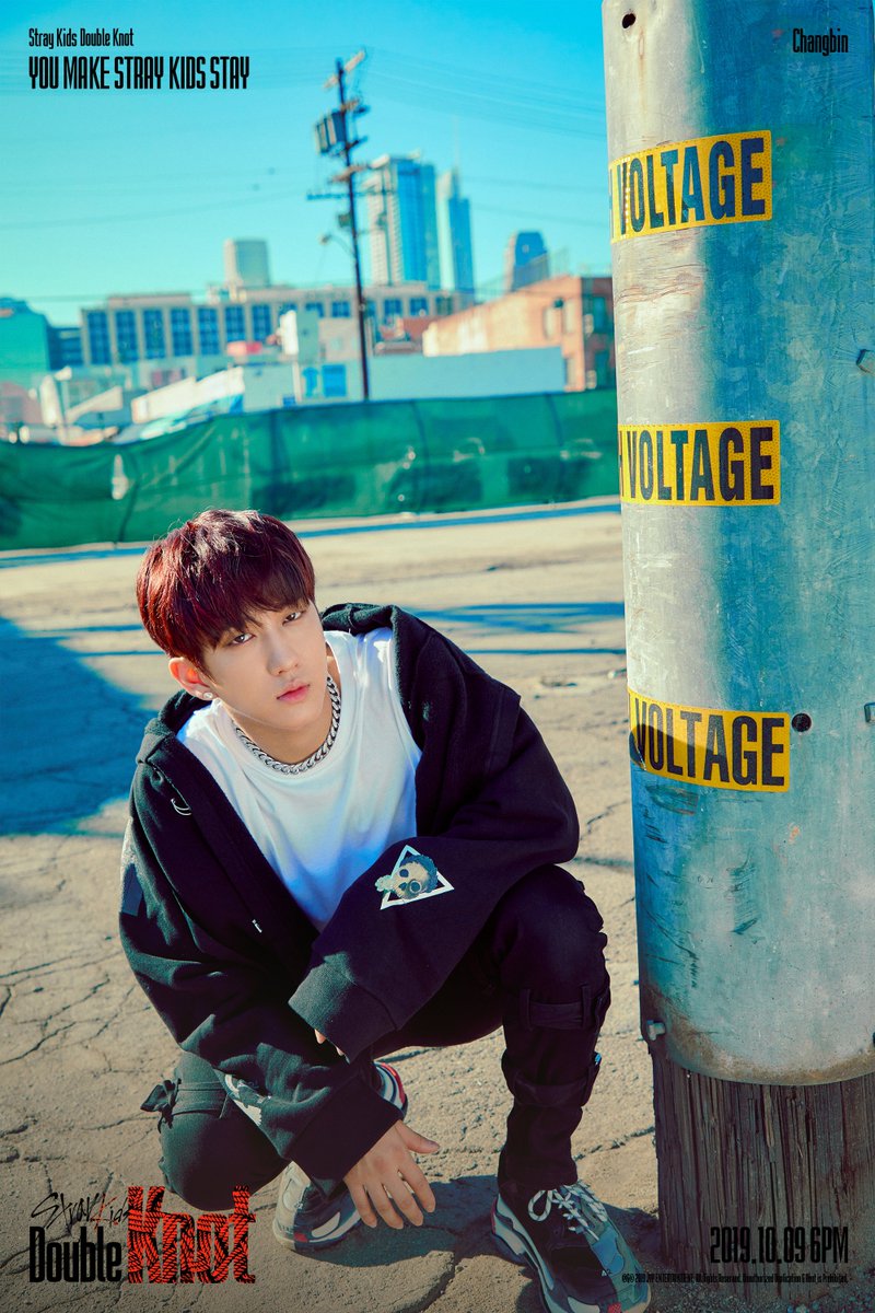 Stray_Kids's tweet photo. Stray Kids(스트레이 키즈) <Double Knot>
TEASER IMAGES

#창빈 #Changbin

2019.10.09 6PM

#StrayKids #스트레이키즈
#DoubleKnot
#YouMakeStrayKidsStay https://t.co/8w37TYLUpd