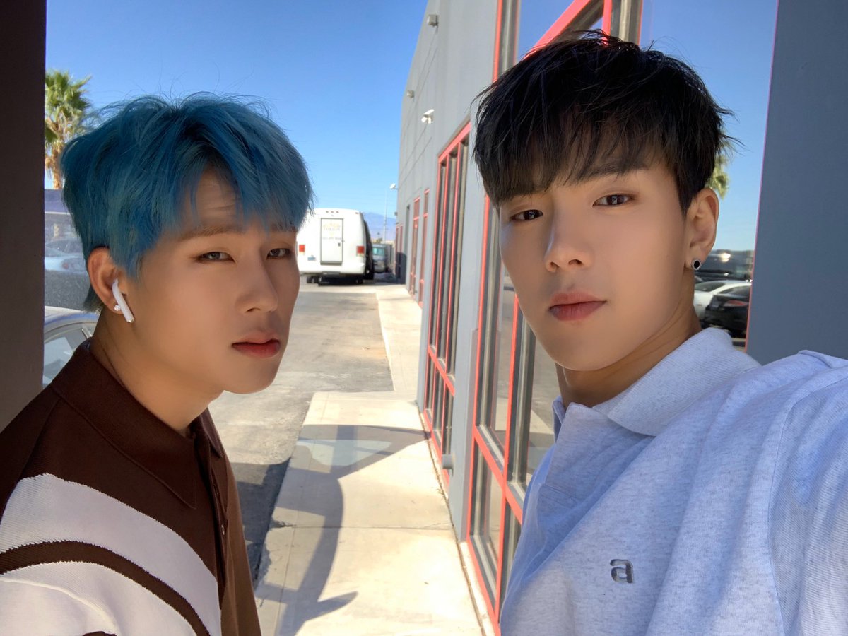 OfficialMONSTAX's tweet photo. [#셔누] 사랑하는 동생 주헌아 올해 생일도축하하고 올해도 에너지넘치고 활기찬 모습으로 함께해줘서 너 생일이지만 내가 너무고맙다ㅋㅋㅋ 즐겁고 행복한 생일 보냈으면 좋겠다!
#주헌이와_몬베베는_꿀떡궁합 https://t.co/6vQijVasKg