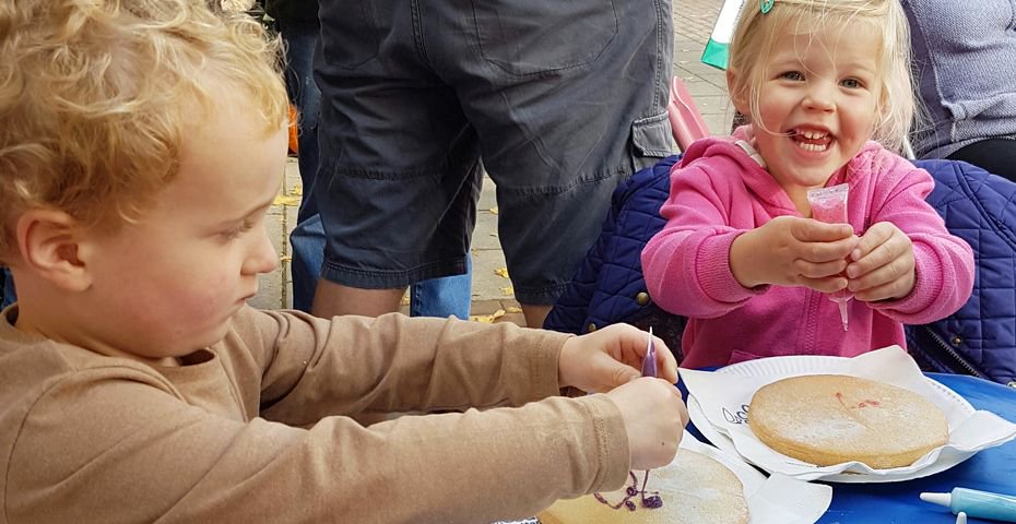 CandCC's tweet photo. Just two weeks to go until one of our favourite annual events – @DartFoodFest!
Featuring classes, demonstrations and talks, as well as a wide variety of exhibitors and even children’s activities – this brilliant event has something for everyone! https://t.co/2YO4ydDgRD https://t.co/Nj8wj4iyLu