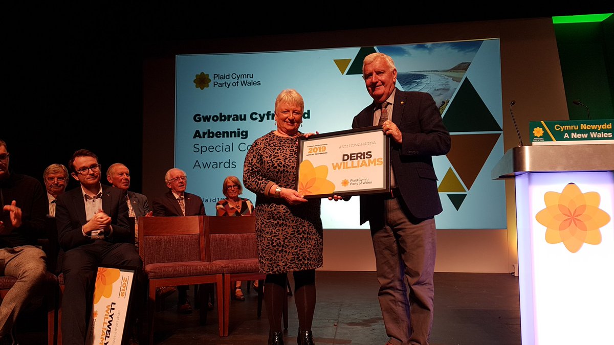 Plaid Llanelli tweet media