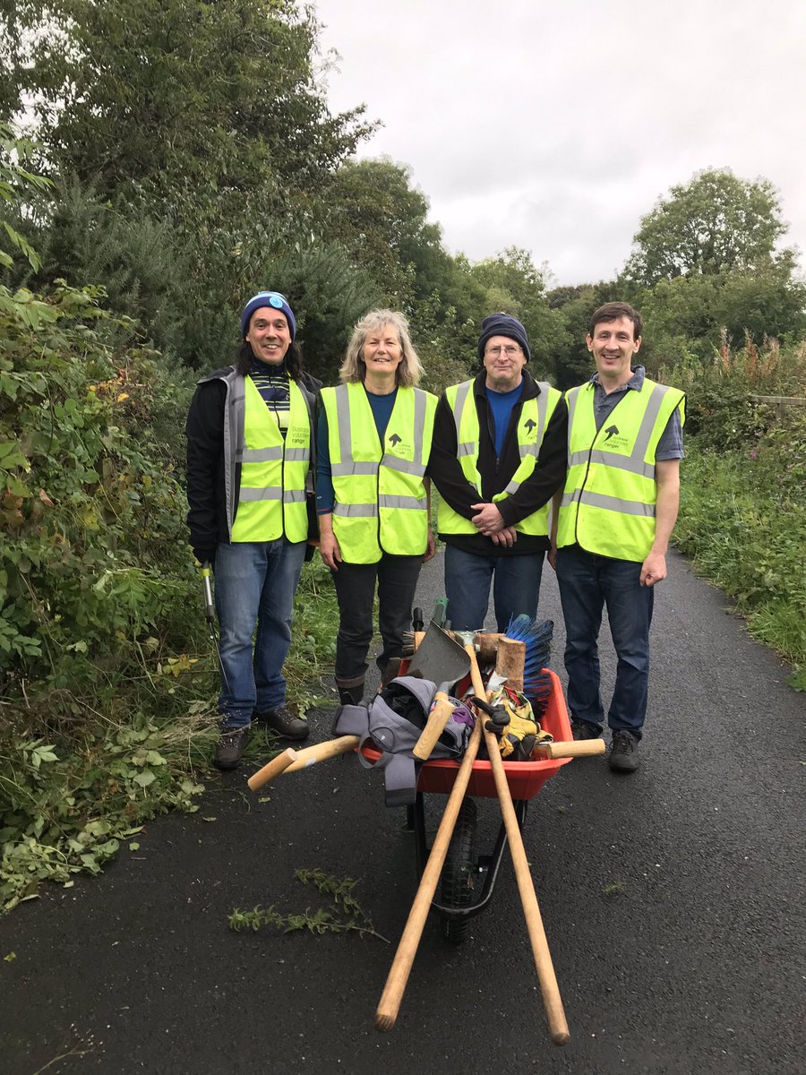 ashley hunter tweet media