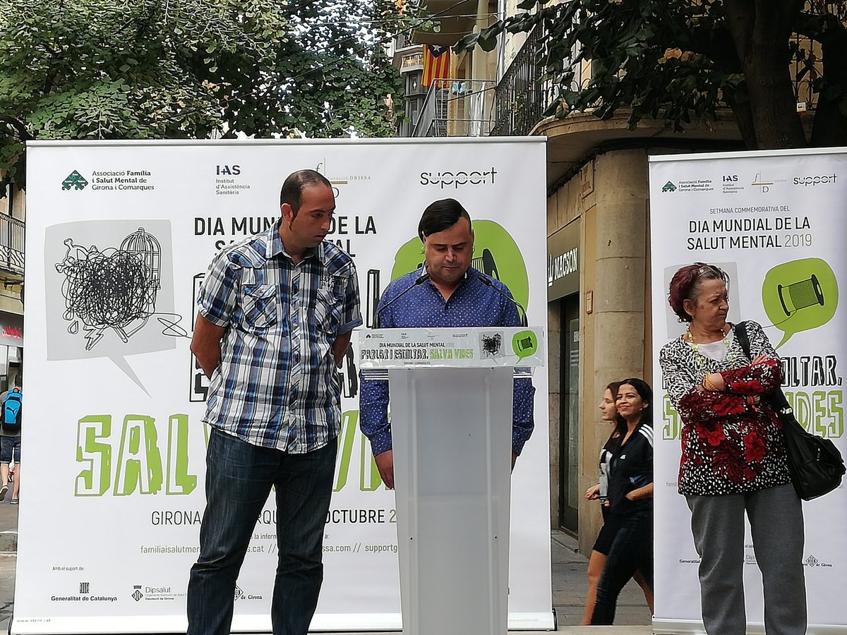 supportgirona's tweet photo. Cal continuar dialogant, parlant i escoltant i passar a l'acció millorant el mollorable. Bon manifest! #parlariescoltarsalvavides #DMSM2019 https://t.co/iaxwwU40Lc