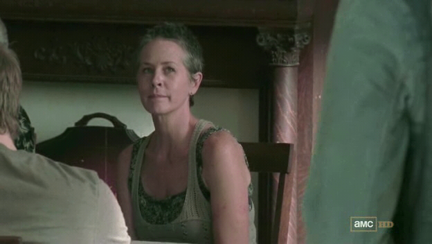 jen_goldie's tweet photo. Daryl Dixon's never be so serious, how he try to make himself tidy and clean, comb his hair before come to join the meeting where he obviously want to give Carol a good impression. #TWD #TWDS2 #Caryl https://t.co/raeziD8RwH