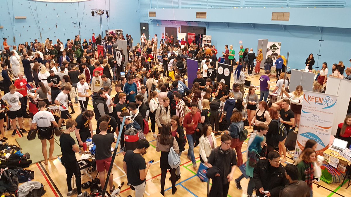 Great to see so many people checking out all the <a href="/YorkSportUnion/">York Sport Union</a> clubs and teams at today's freshers fair #UoYFreshers #Freshers