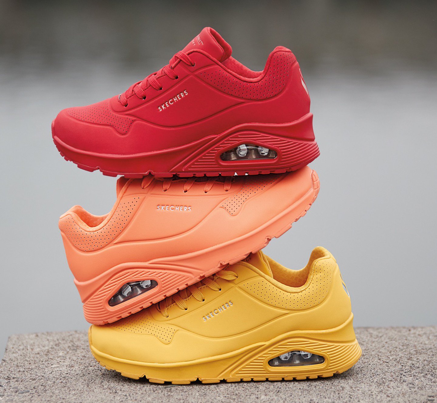 skechers uno red