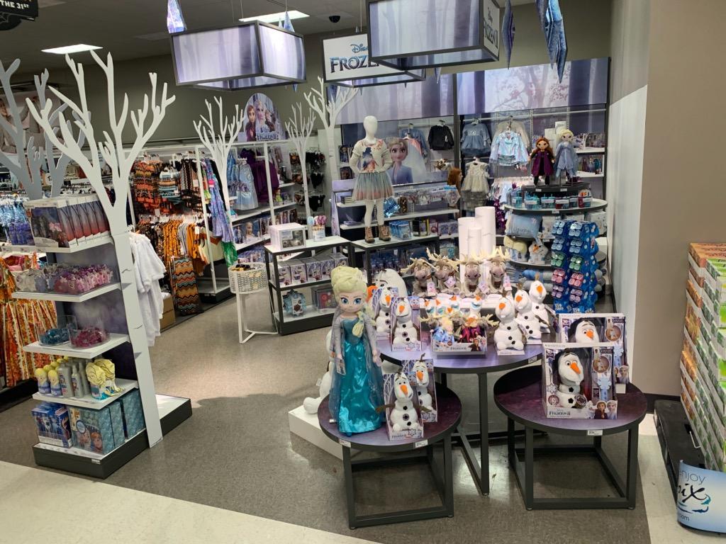 Vm1051's tweet photo. For those of us that just can't let Frozen go. #Frozen2 #vmtarget #Disney https://t.co/wqtjZH3jrM