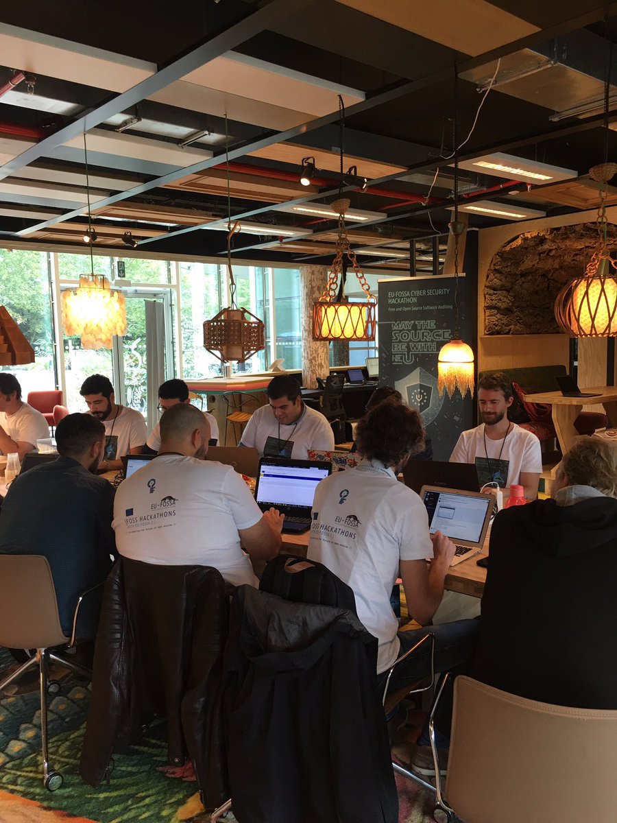 EU_DIGIT's tweet photo. Over 100 ethical hackers gathered at 3rd #EUFOSSA #Cybersecurity hackathon. 👾👨‍💻👩‍💻🤖May the source be with EU. #FOSSAHackathons #CyberSecMonth https://t.co/tDKbdVBagX