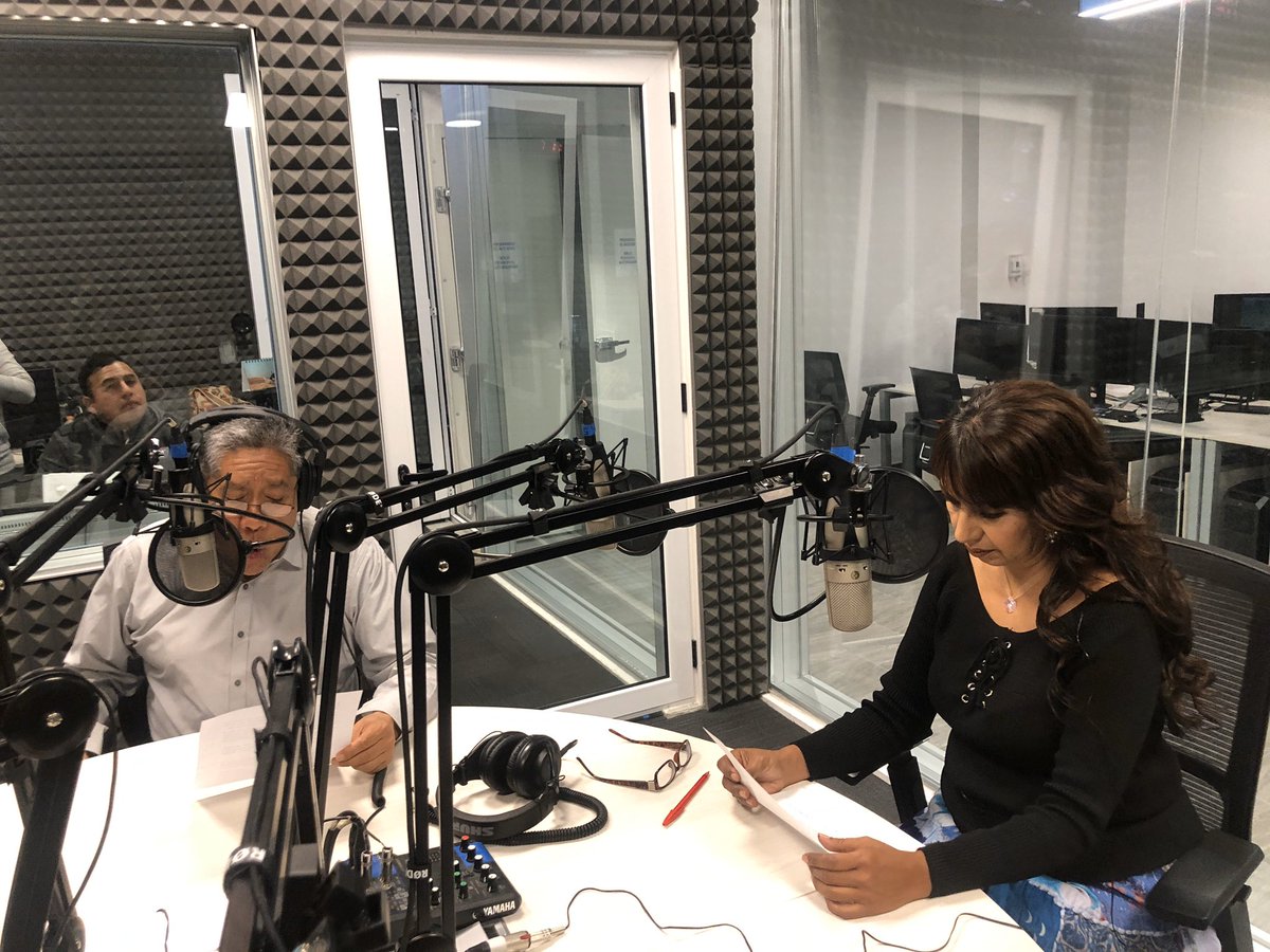 SofiGarciaMX's tweet photo. #AlAire en el 98.5 FM 📻
@elheraldo_mx  Radio 
📻  Informativo Fin de Semana 

#TodosListos 😊#FelizSábado https://t.co/VY7wjgtvzW