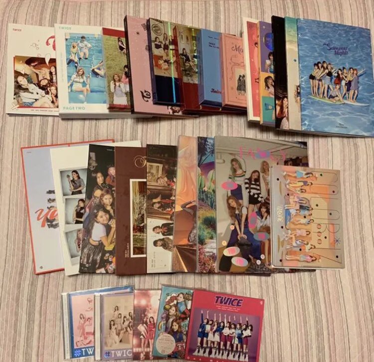 twiceグッズプレゼント企画💪 tweet media
