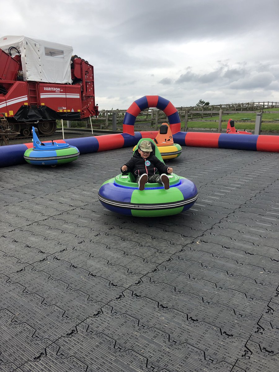 Ellie_Morelli's tweet photo. Lovely atmosphere at @RandoxOfficial @PotatoFestNI lots to see, do &amp; buy! @leo_kerelli had a ball... #potatofestni https://t.co/EH5CrRajKb